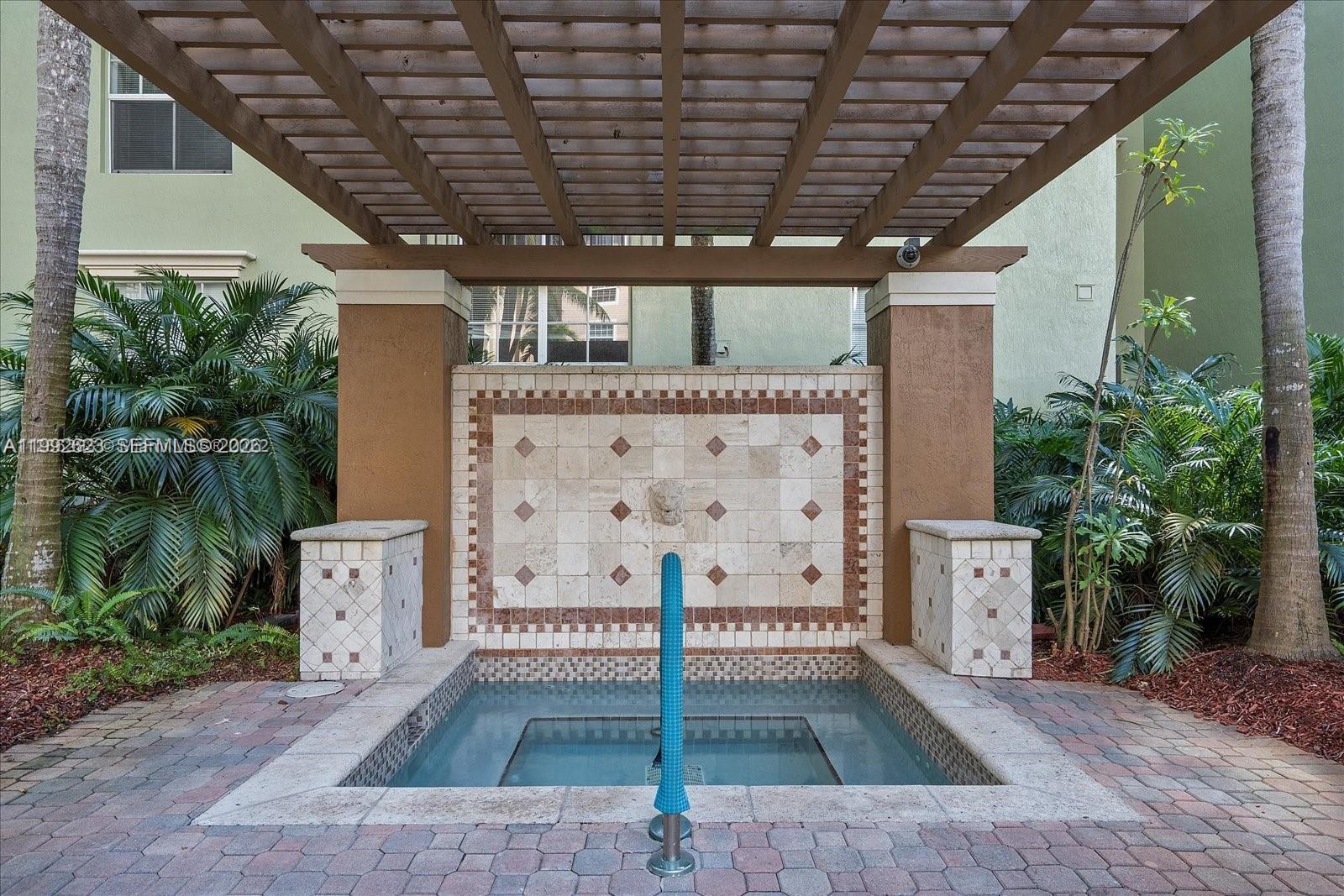 REGENT PARK CONDO - Residential