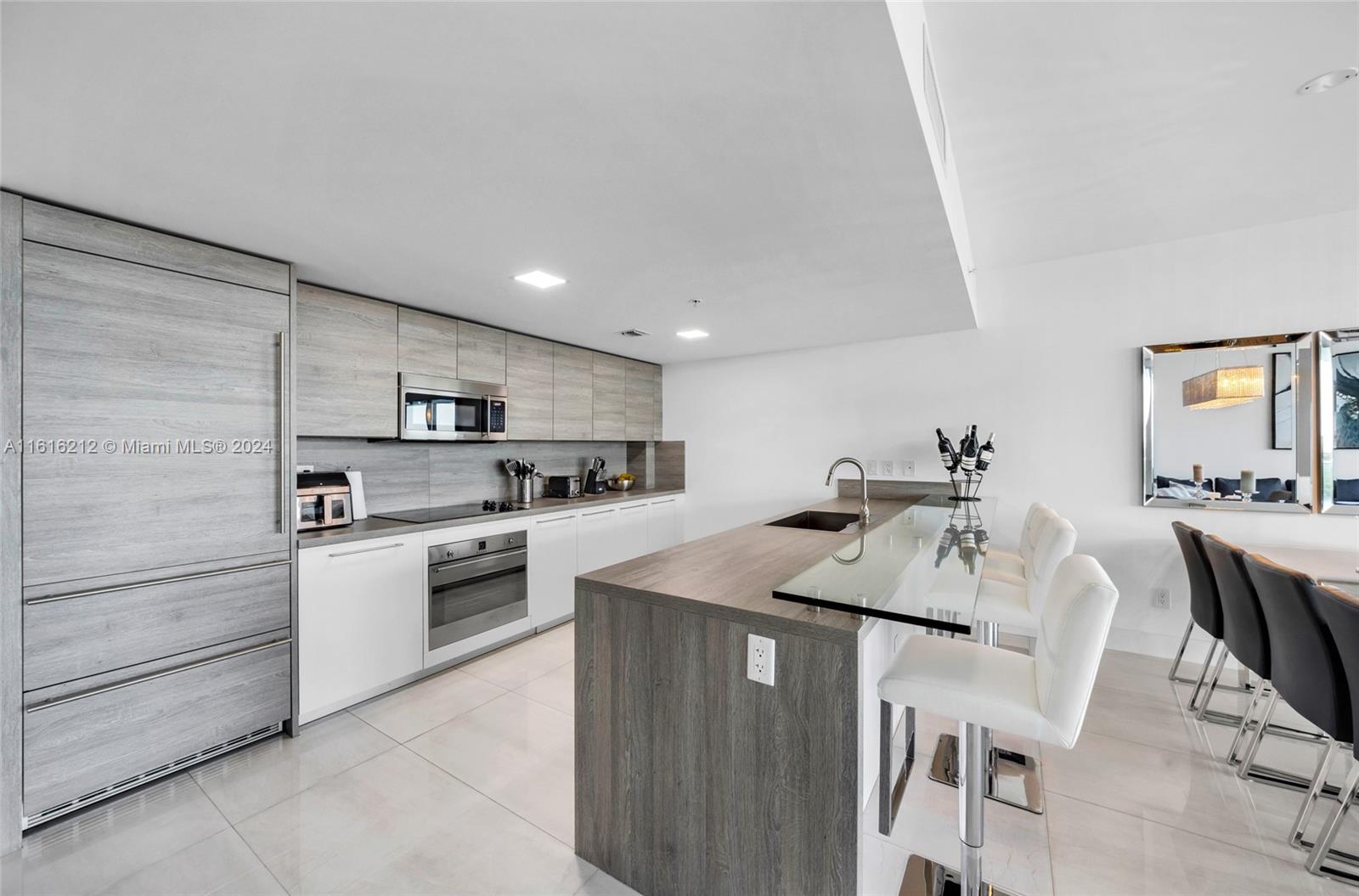 400 Sunny Isles Blvd 1704