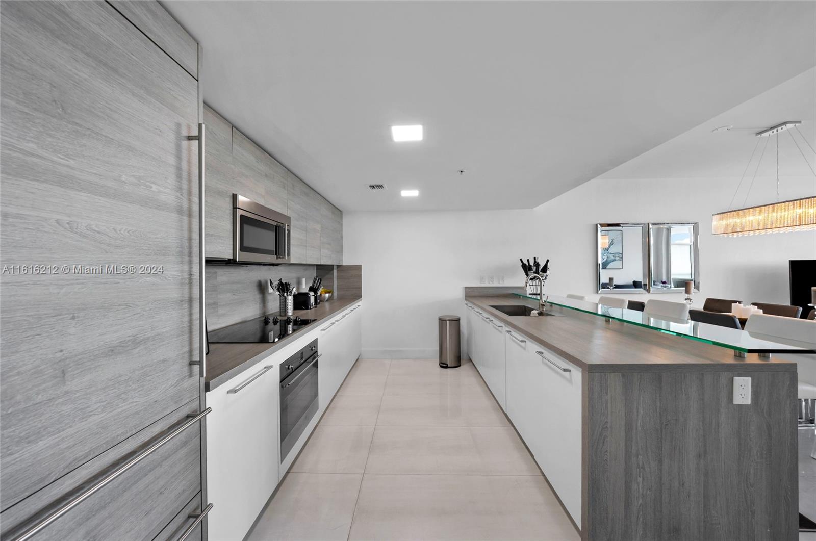 400 Sunny Isles Blvd 1704
