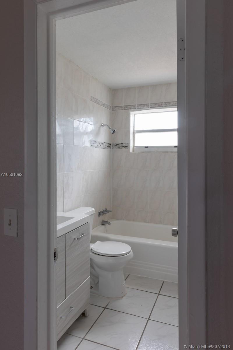 SCOTT LAKE MANOR SEC 3 - Residential