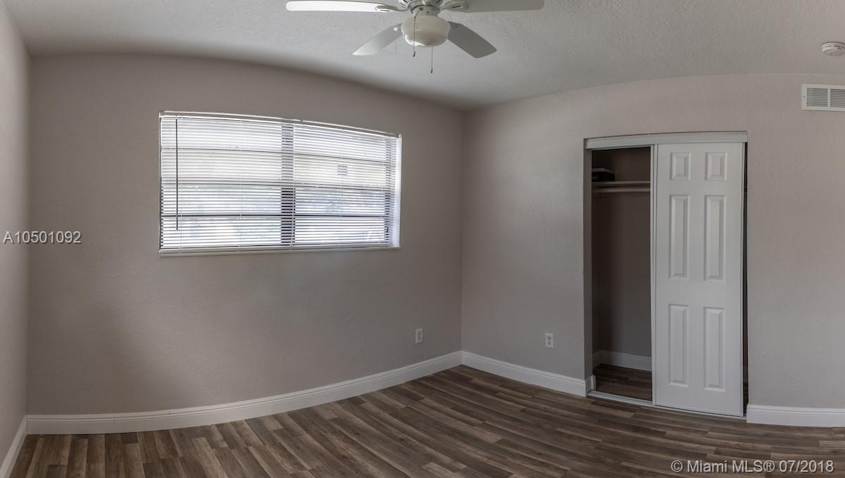 SCOTT LAKE MANOR SEC 3 - Residential