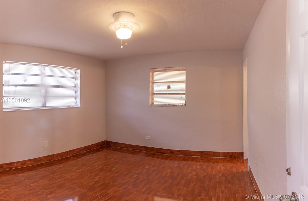 SCOTT LAKE MANOR SEC 3 - Residential