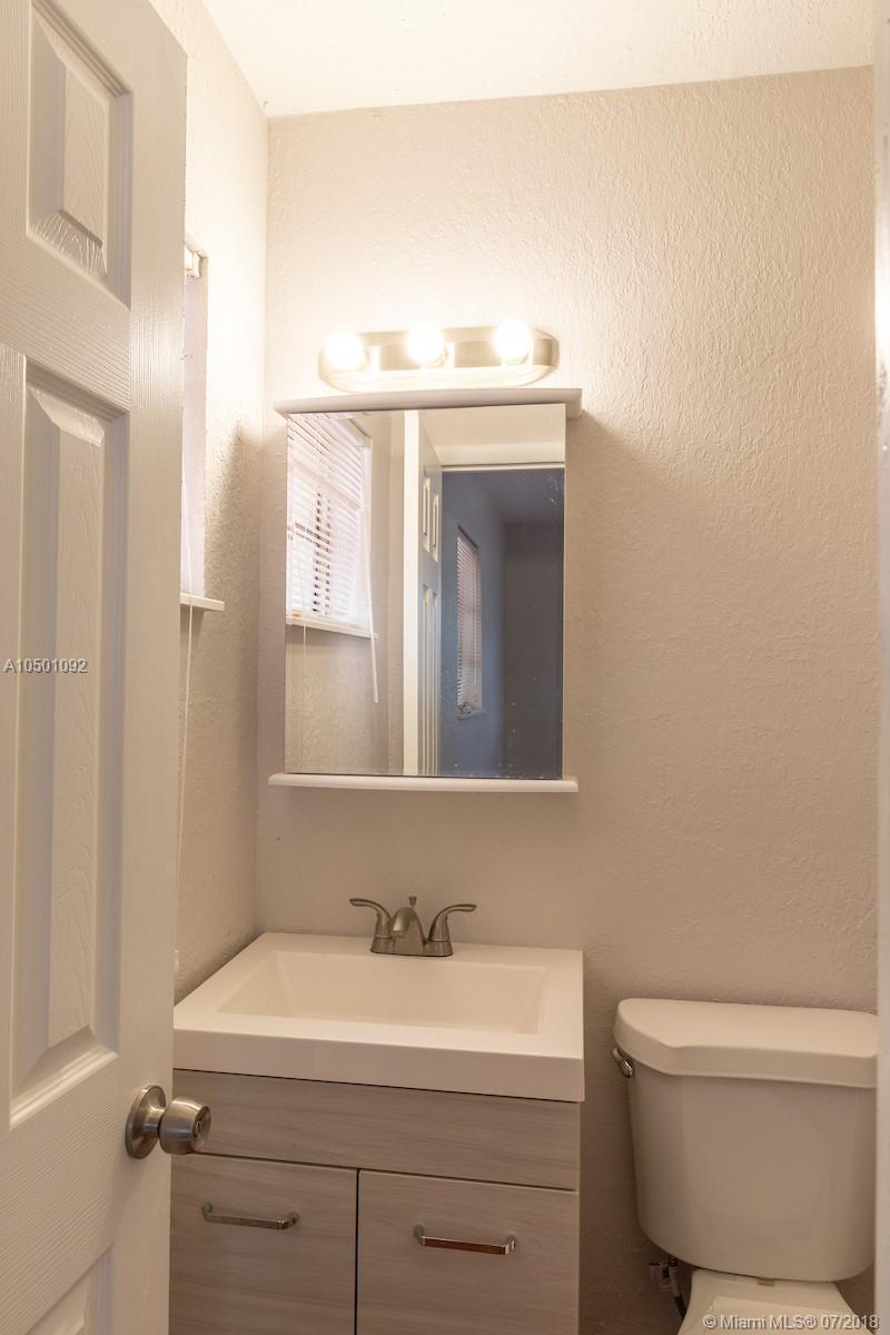 SCOTT LAKE MANOR SEC 3 - Residential