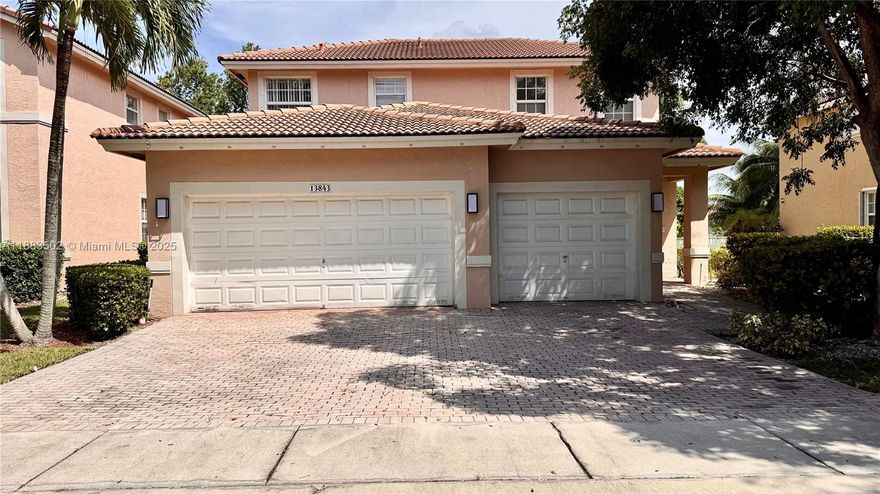 Welcome to this stunning single-family home for rent in the sought-after community of Vineyard at Monarch Lake, Miramar. This spacious residence features 4 bedrooms, 2.5 baths, with the master suite conveniently on the first floor. The home showcases a fully remodeled kitchen with granite countertops, perfect for entertaining, and brand-new flooring throughout, adding a modern touch. Bright and open living areas flow seamlessly to the backyard, where you’ll enjoy a tranquil lake view ideal for relaxing evenings. With its prime location, elegant upgrades, and move-in ready condition, this home offers both comfort and lifestyle. Don’t miss the opportunity to make it yours!