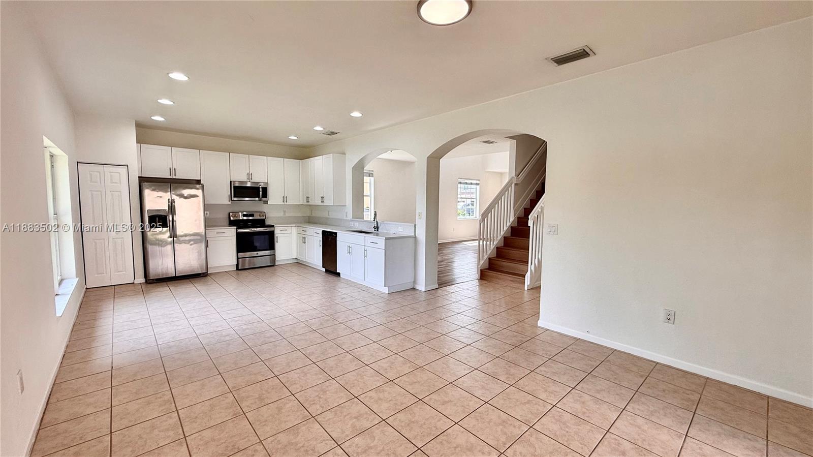 POD 12 AT MONARCH LAKES - Residential Lease