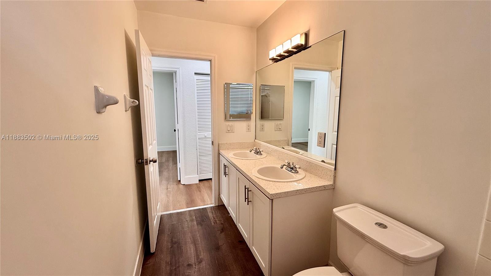 POD 12 AT MONARCH LAKES - Residential Lease
