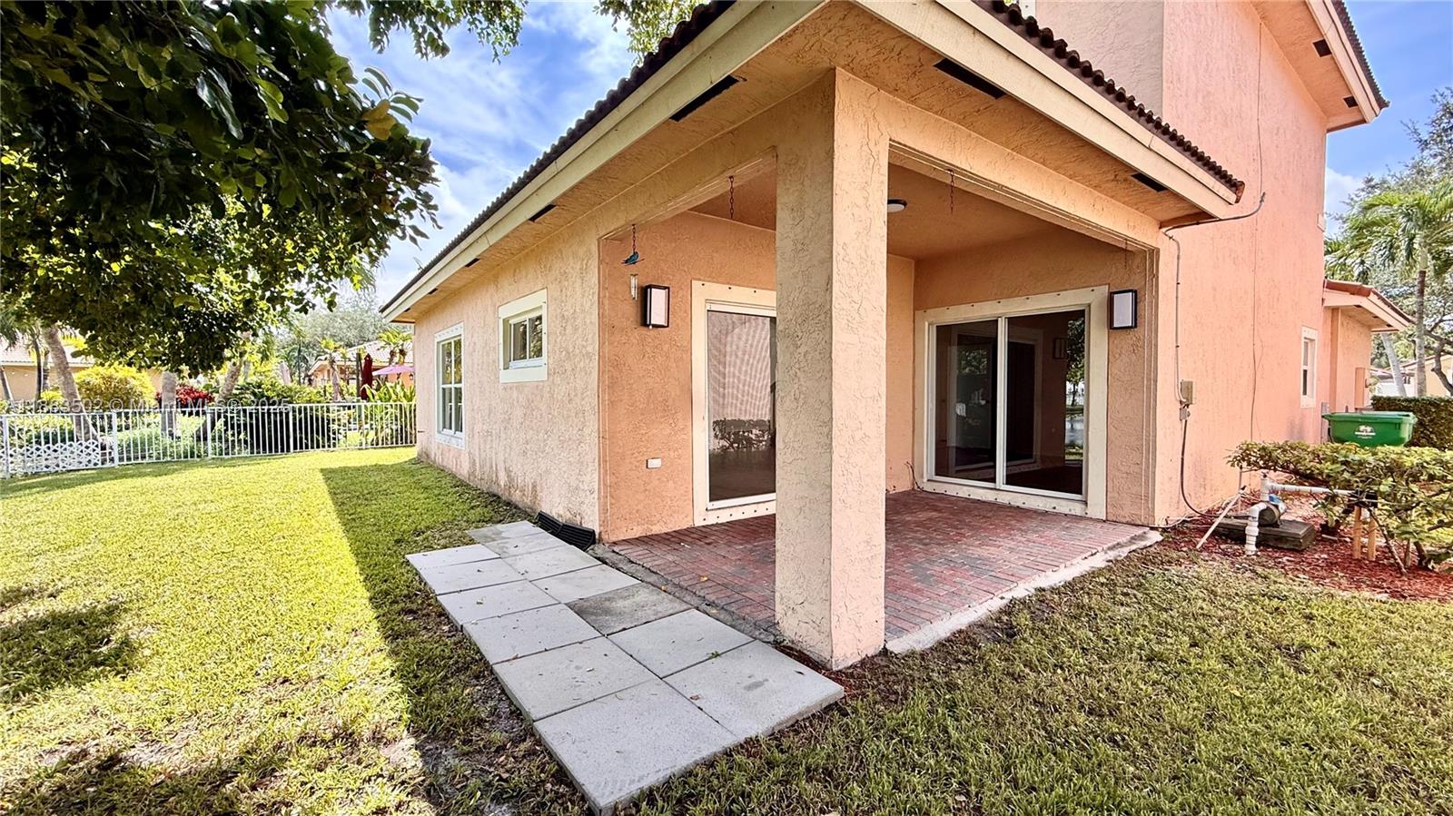 POD 12 AT MONARCH LAKES - Residential Lease