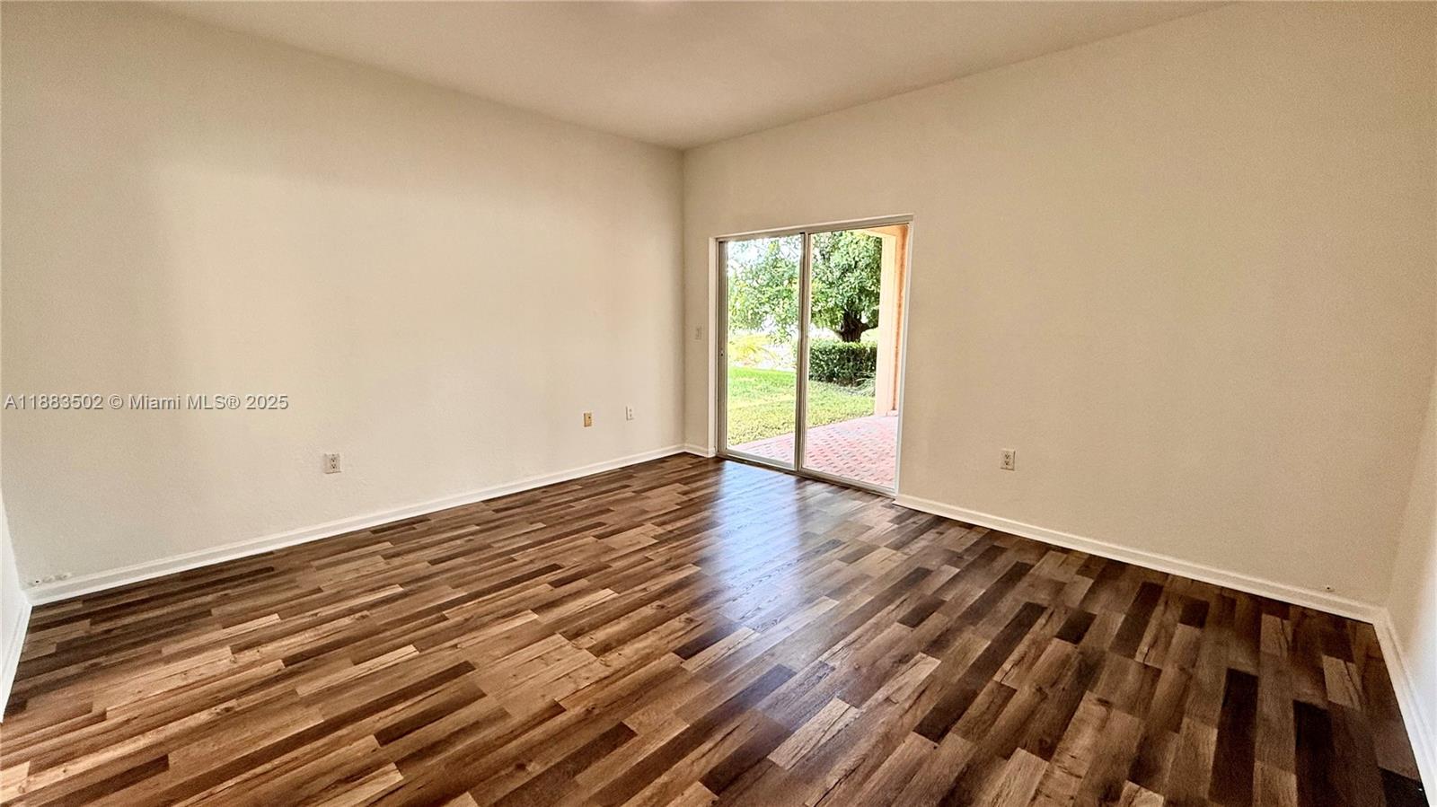 POD 12 AT MONARCH LAKES - Residential Lease