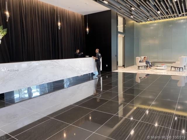 Paramount Miami Worldcente - Residential Lease
