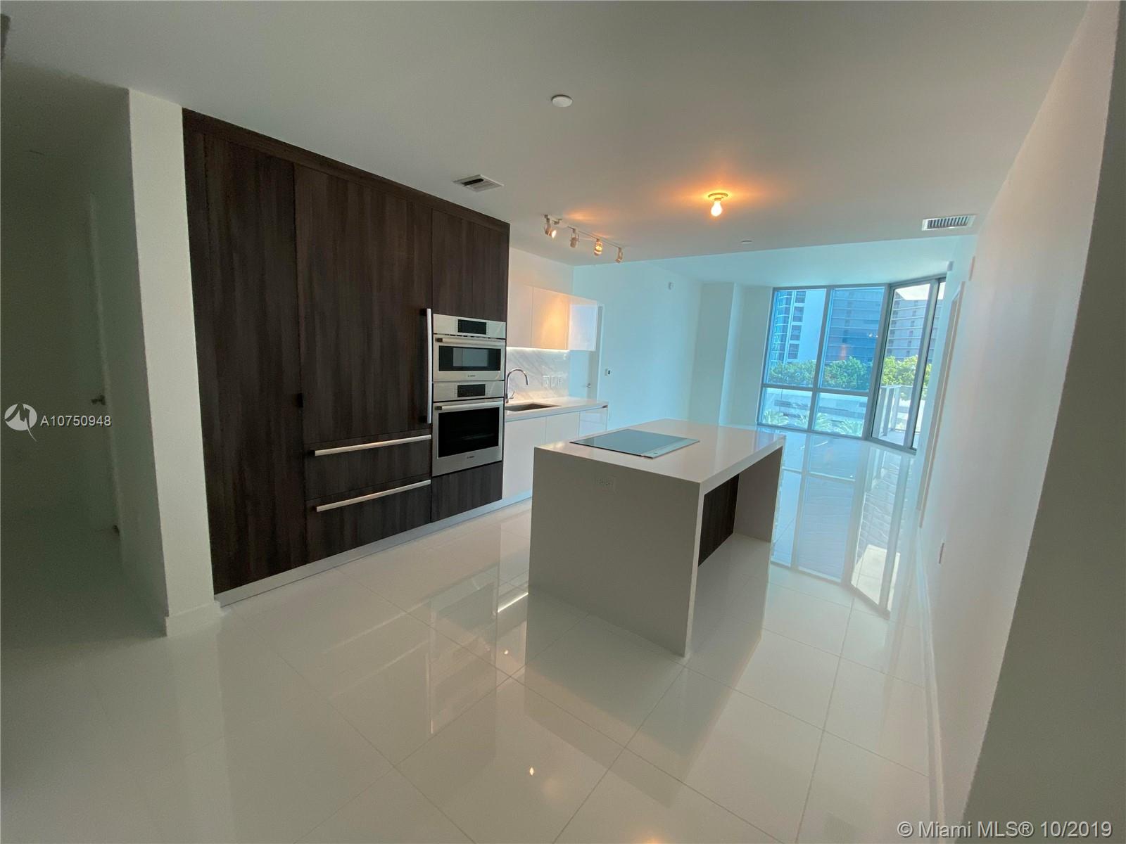 Paramount Miami Worldcente - Residential Lease