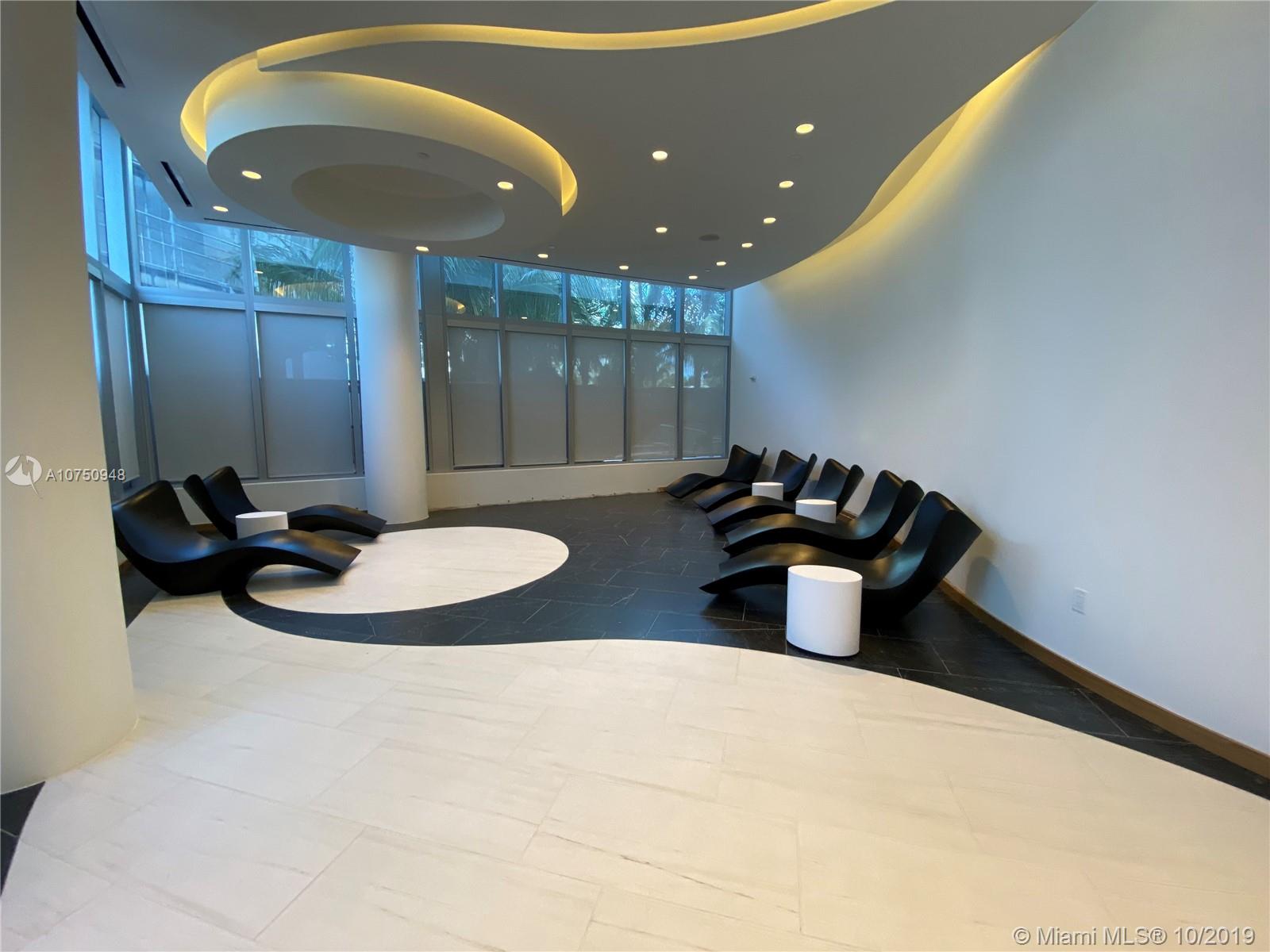 Paramount Miami Worldcente - Residential Lease