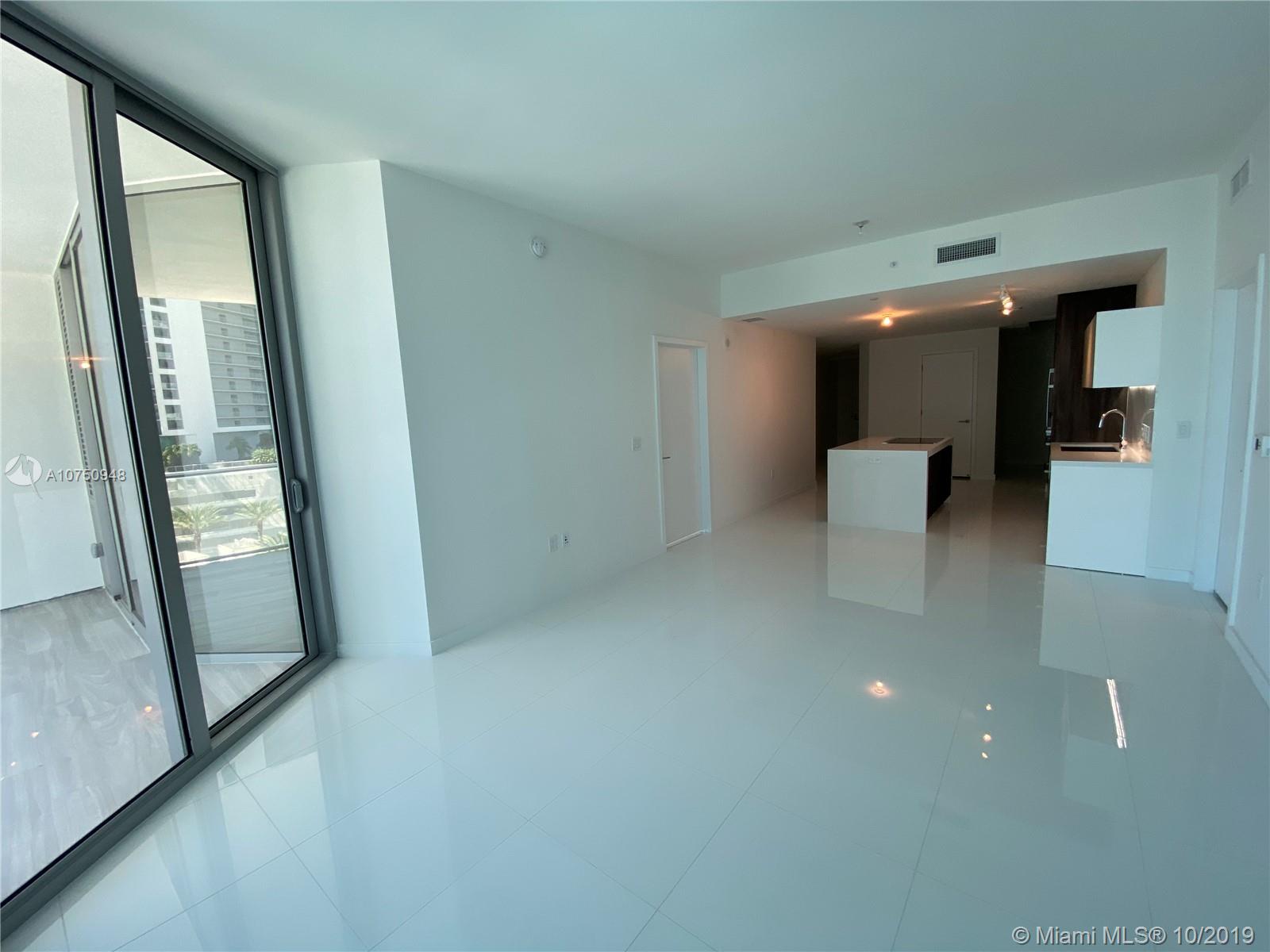 Paramount Miami Worldcente - Residential Lease