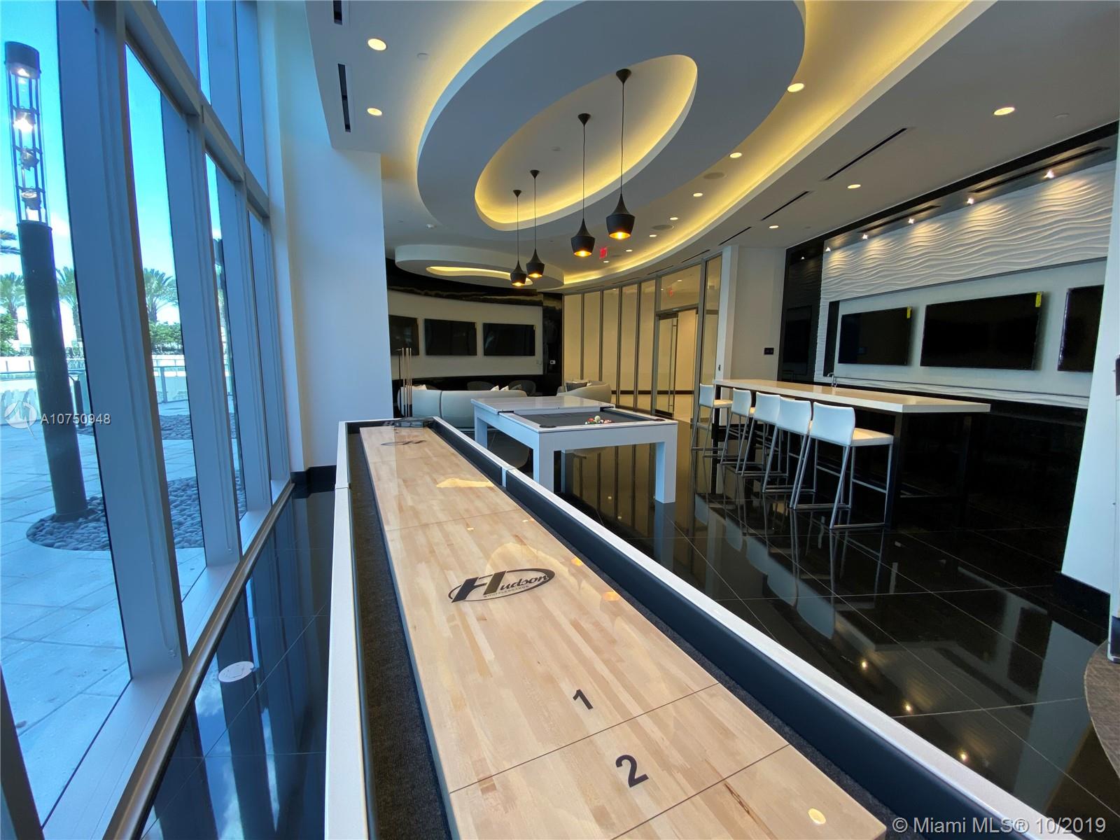 Paramount Miami Worldcente - Residential Lease