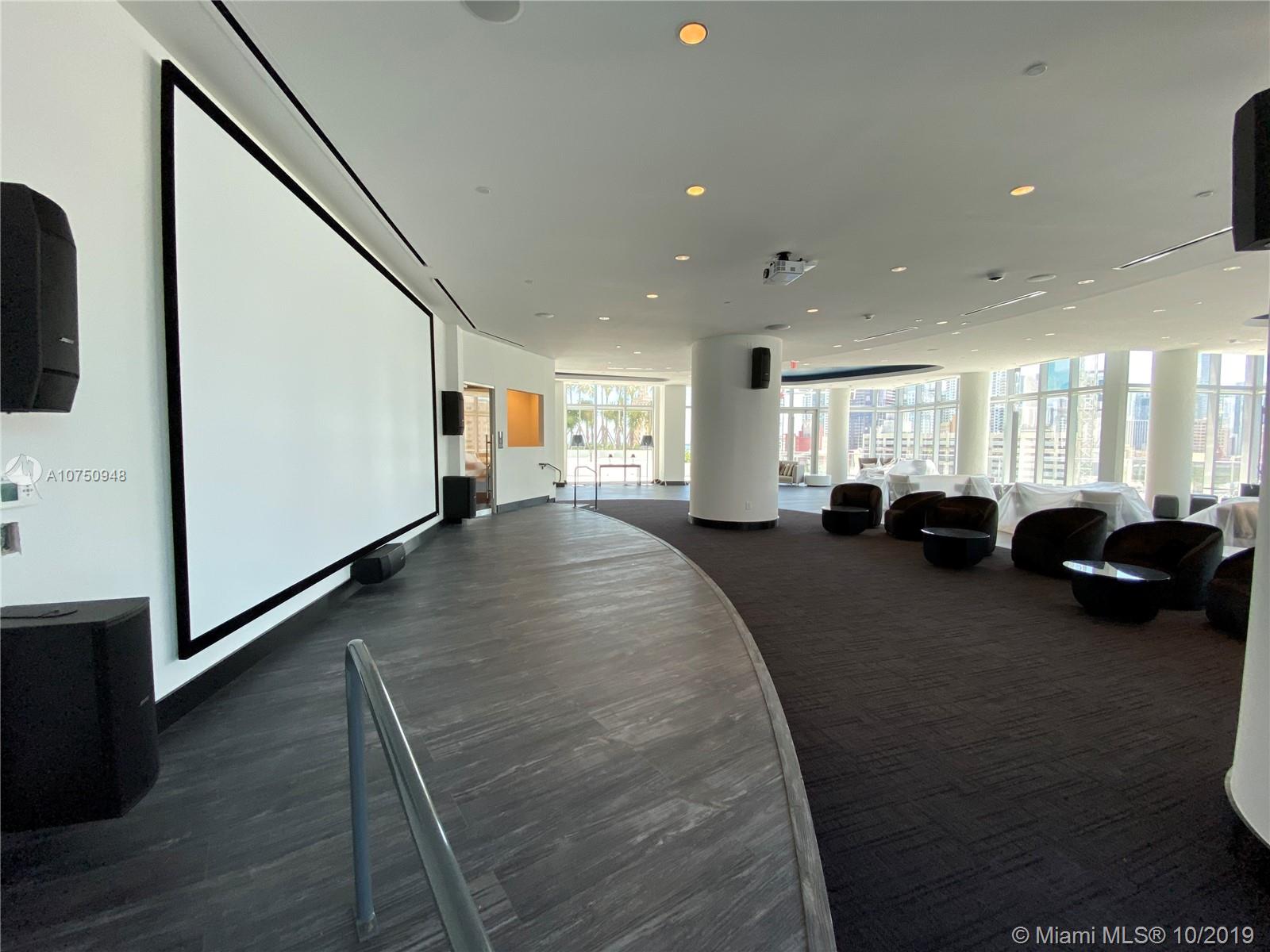Paramount Miami Worldcente - Residential Lease