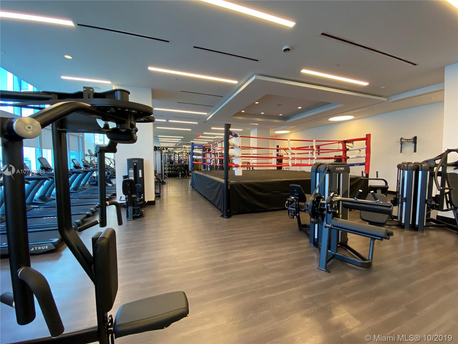 Paramount Miami Worldcente - Residential Lease