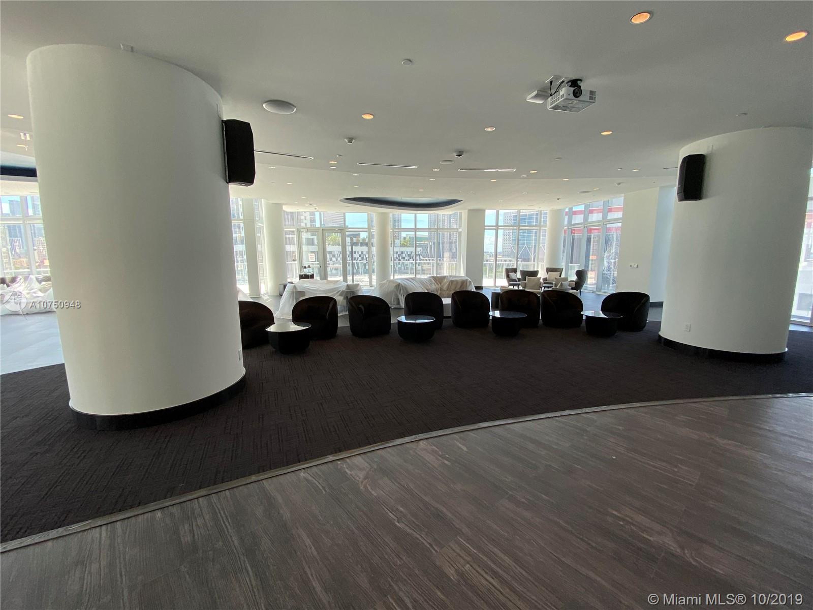 Paramount Miami Worldcente - Residential Lease