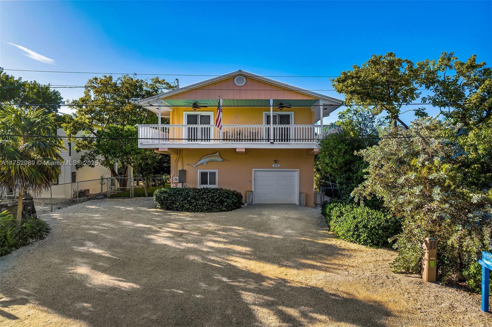 LARGO BEACH - Residential