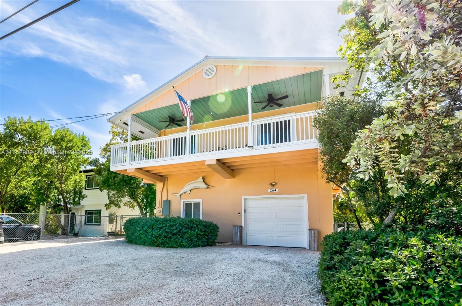 LARGO BEACH - Residential