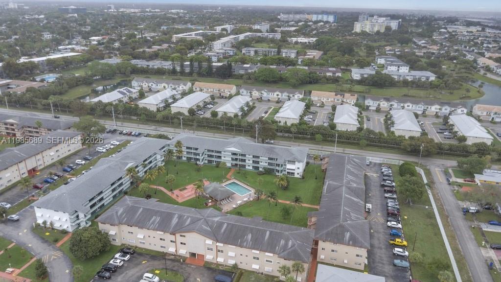 BEVERLY HILLS CONDO NUMBE - Residential