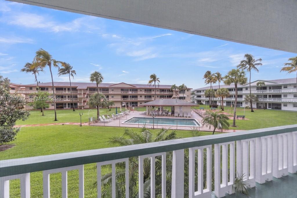 BEVERLY HILLS CONDO NUMBE - Residential