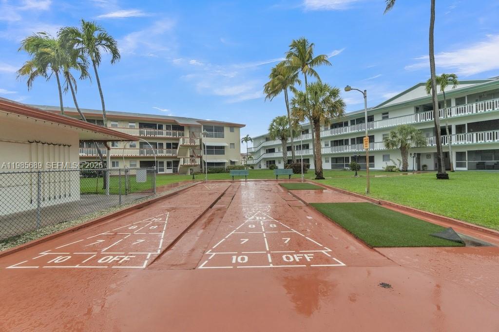 BEVERLY HILLS CONDO NUMBE - Residential