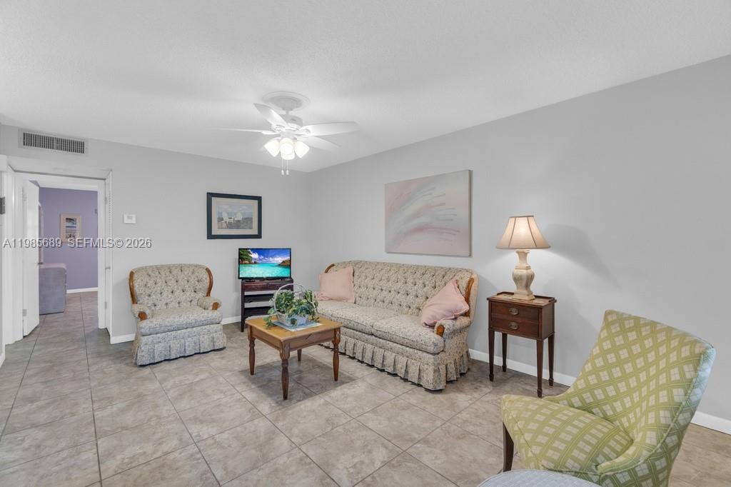 BEVERLY HILLS CONDO NUMBE - Residential