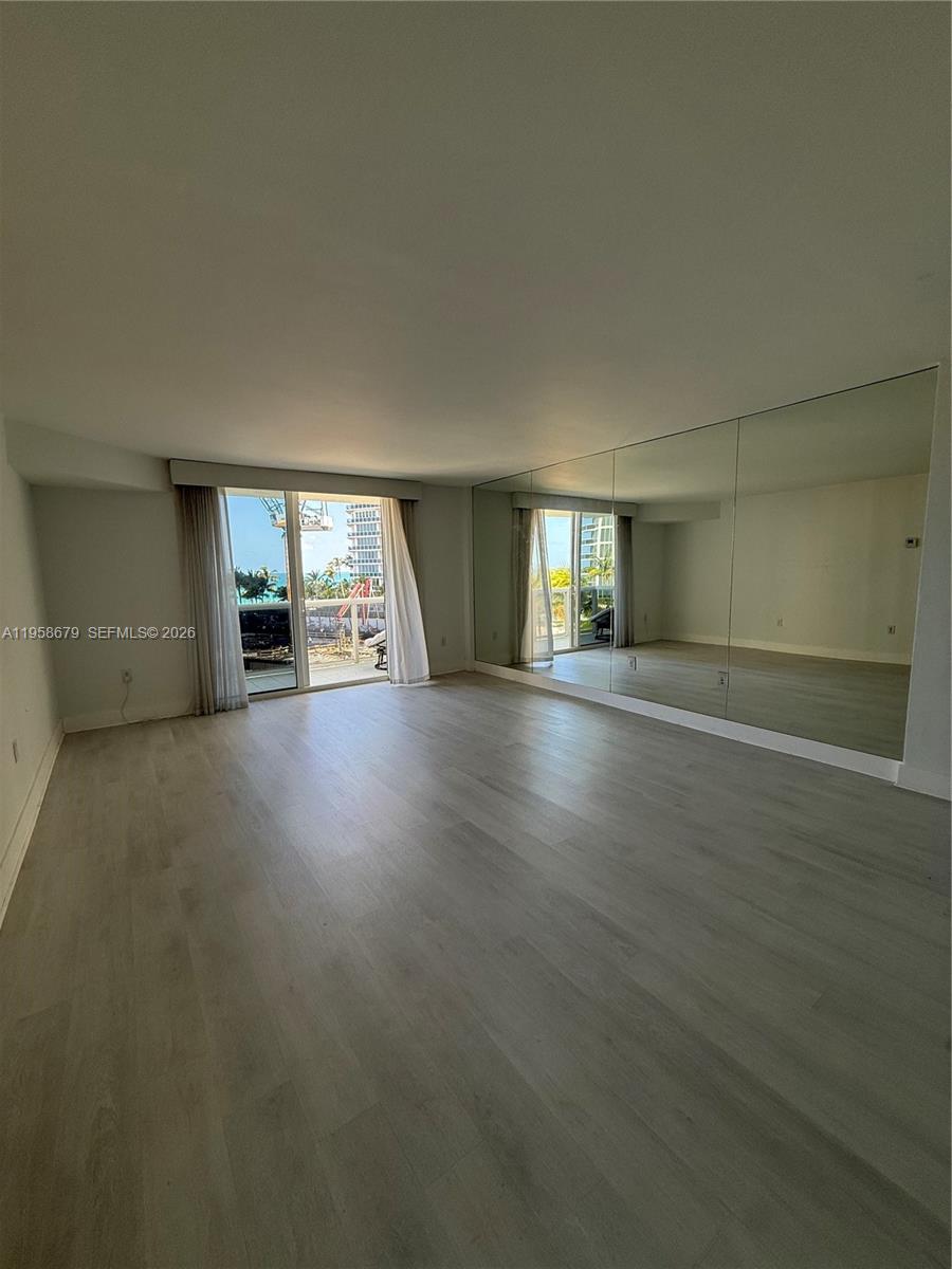 10275 Collins Ave 420