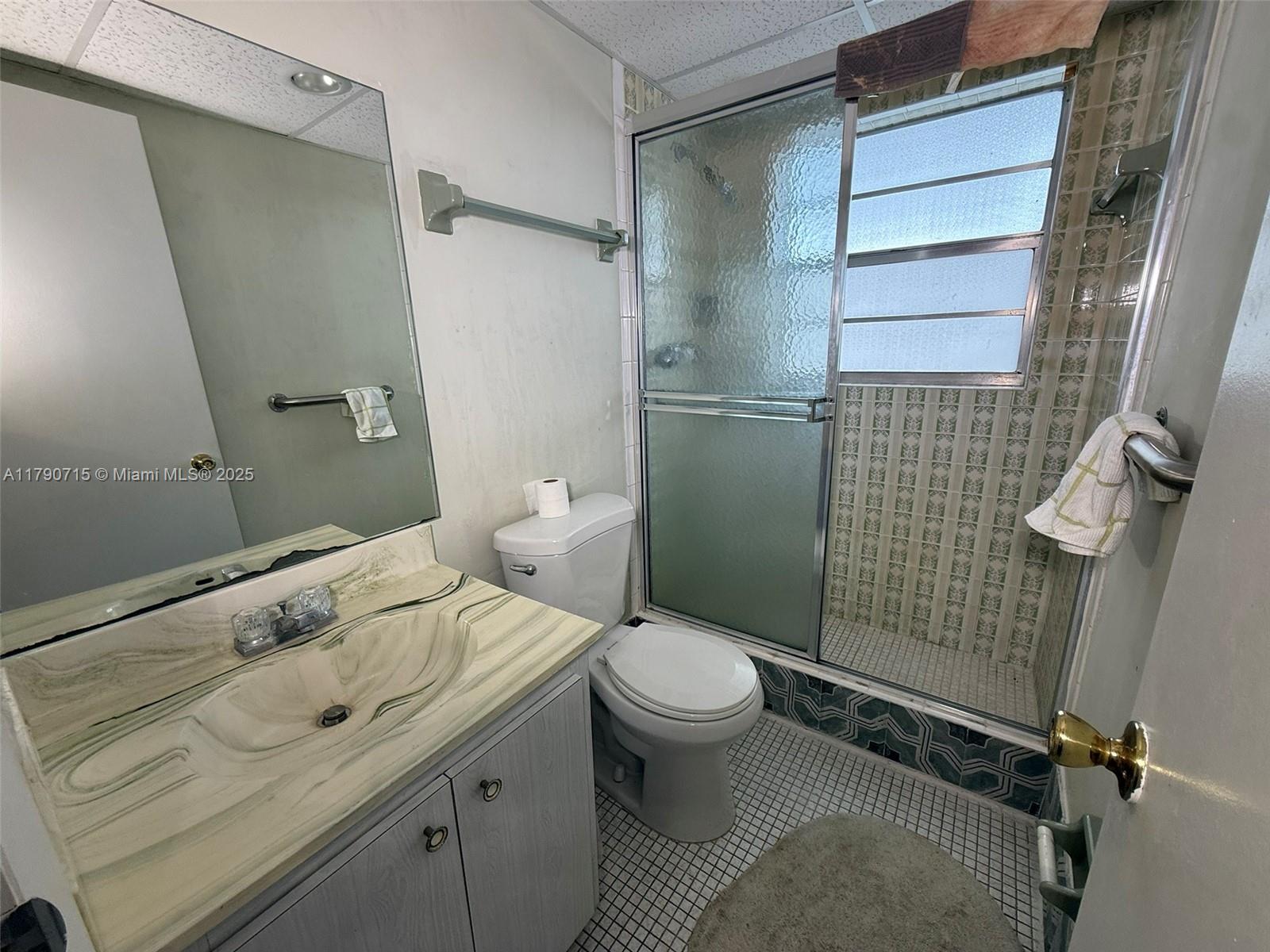 ORIOLE GOLF & TENNIS CLUB - Residential