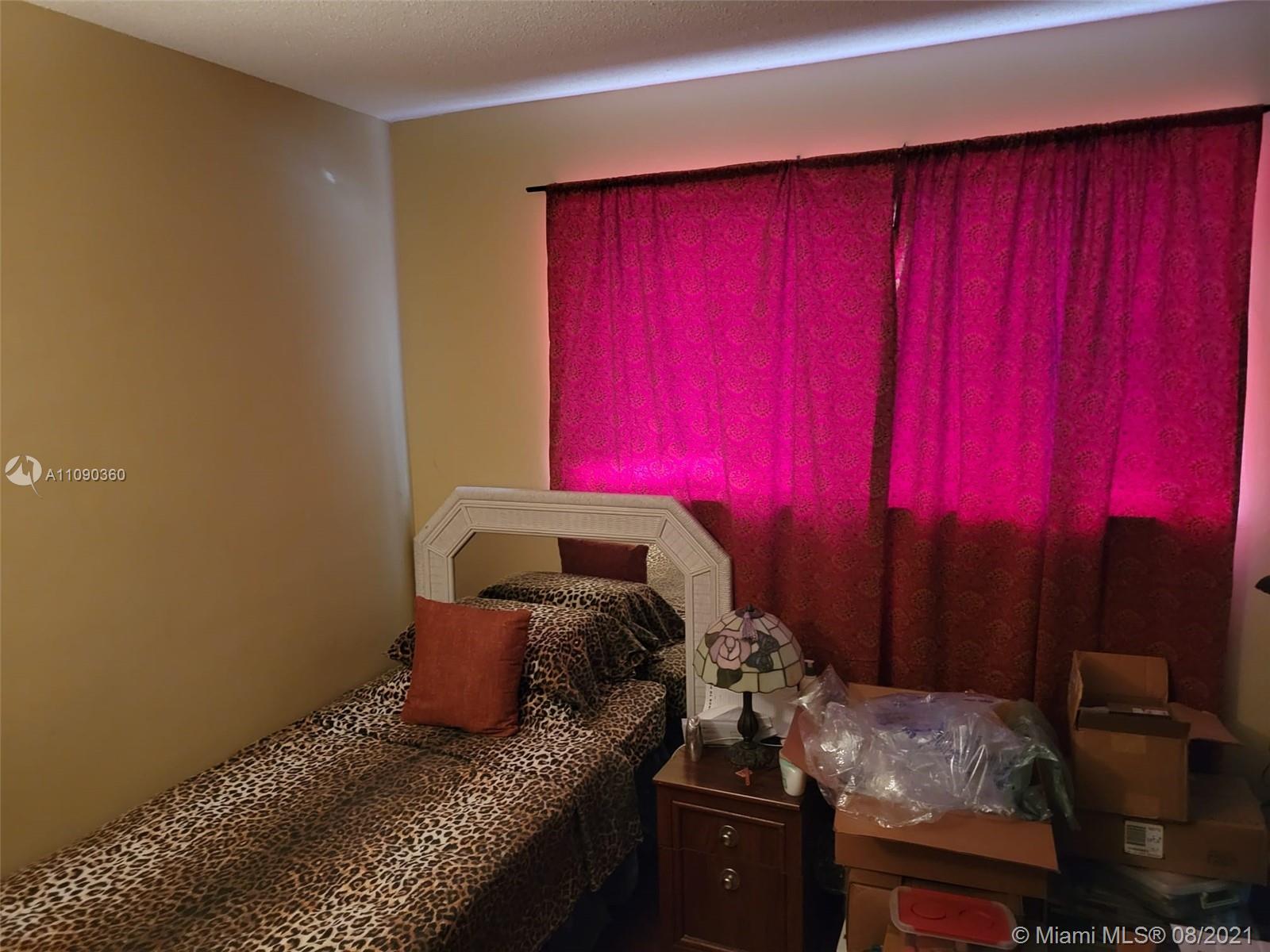 PINETREE CONDO APTS - Residential