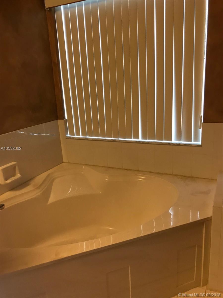 SAWGRASS PRESERVE - Residential Lease