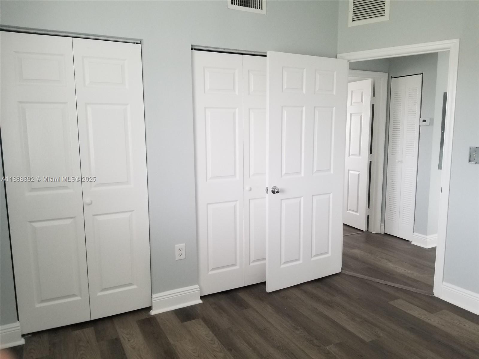 RIVER BREEZE CONDO - Residential