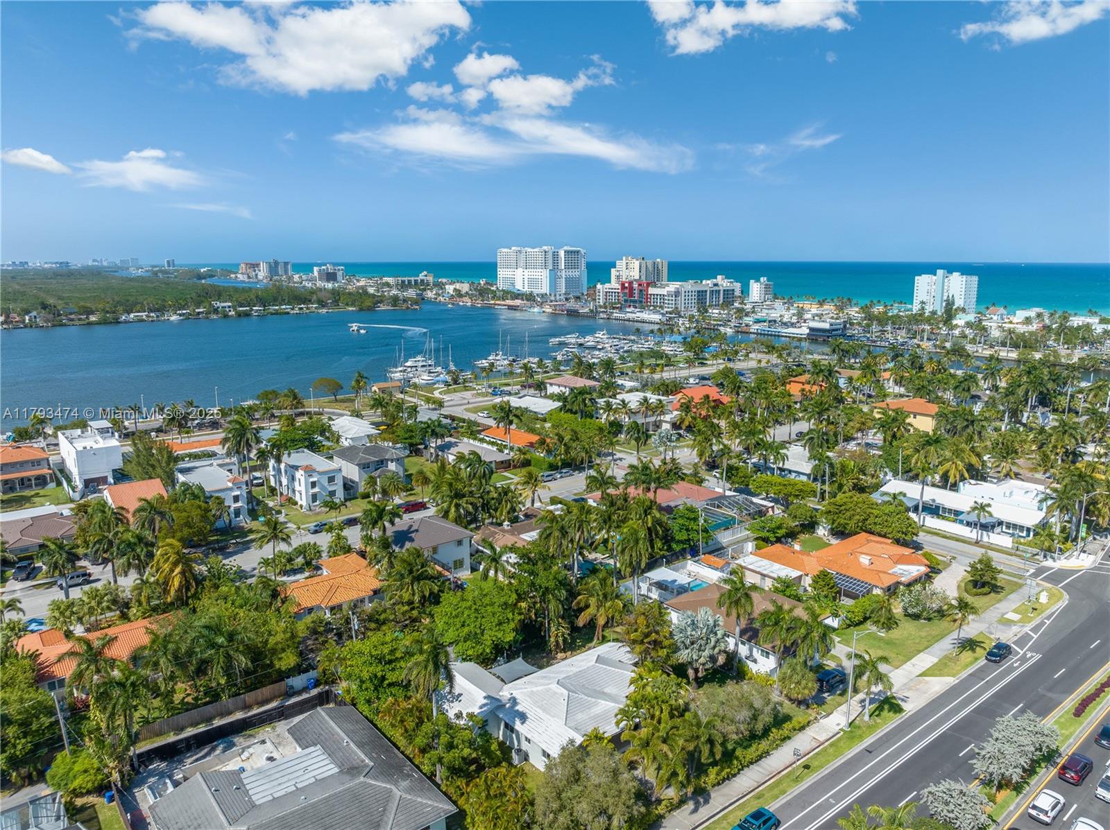 HOLLYWOOD LAKES SECTION - Residential Lease