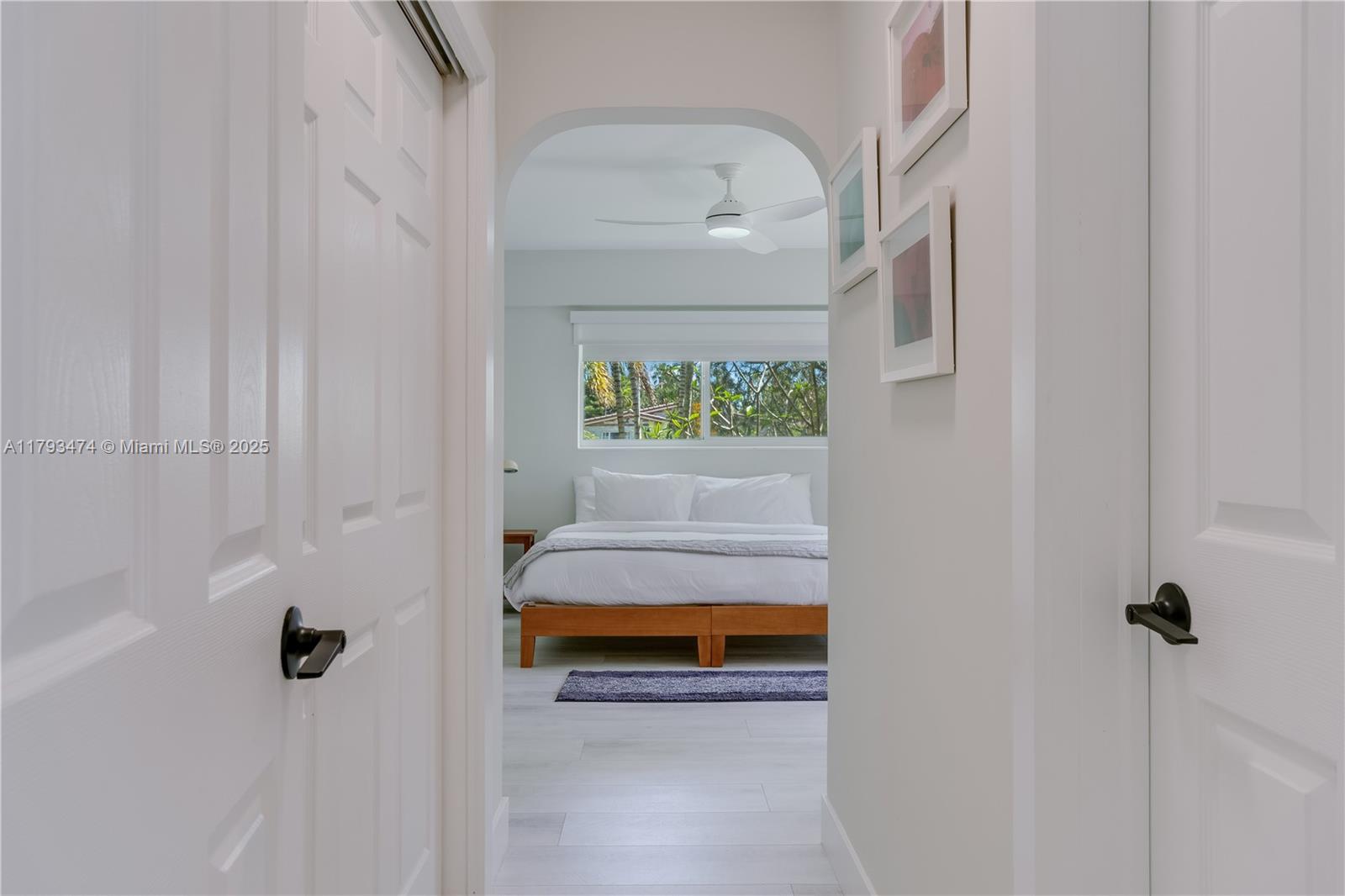 HOLLYWOOD LAKES SECTION - Residential Lease