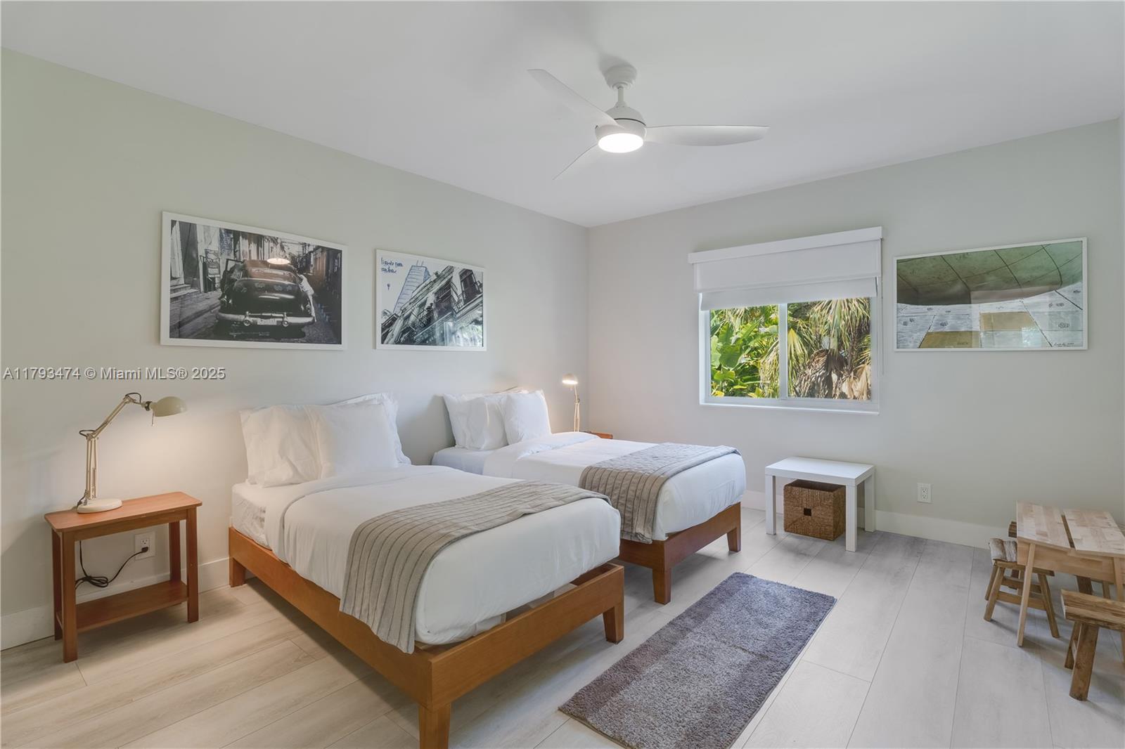 HOLLYWOOD LAKES SECTION - Residential Lease