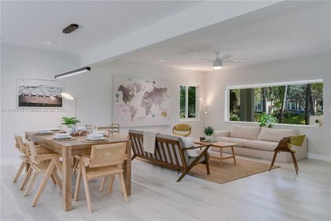 819 Hollywood Blvd Hollywood FL 33019