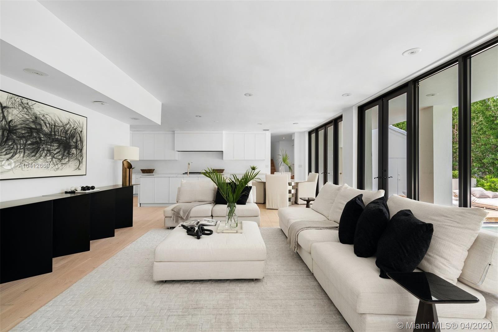 SUNSET ISLANDS-ISLAND NO - Residential