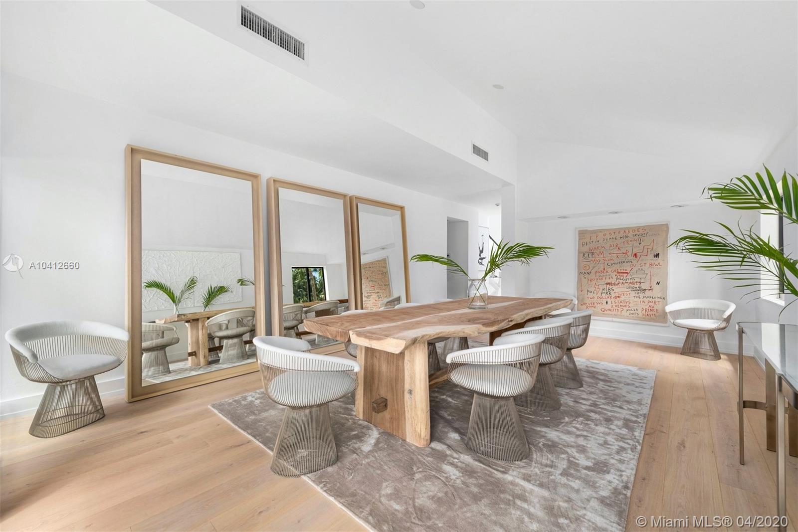 SUNSET ISLANDS-ISLAND NO - Residential