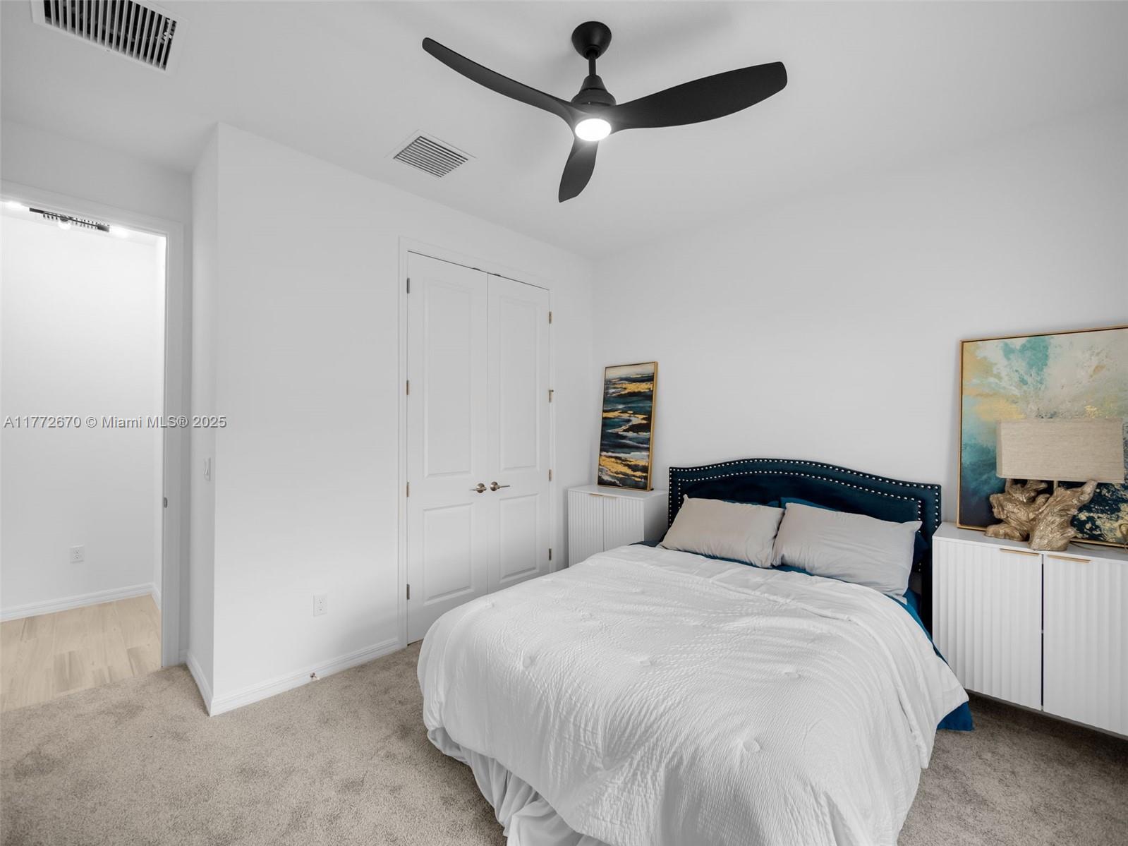 VERANDA OAKS - Residential