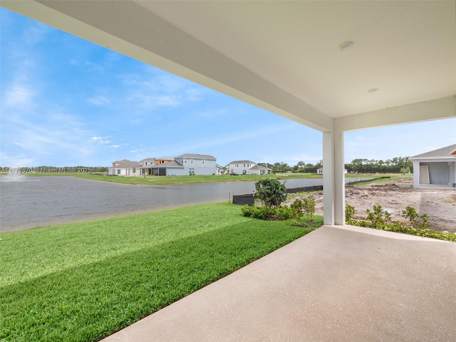 VERANDA OAKS - Residential