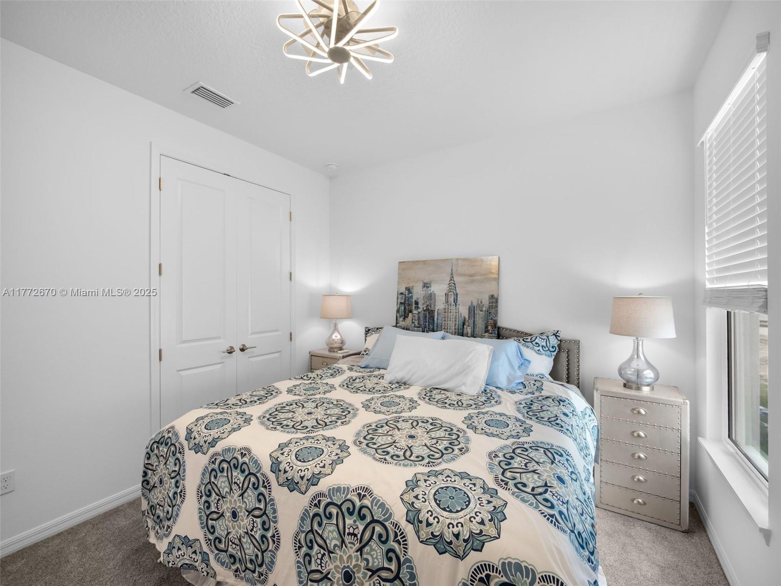 VERANDA OAKS - Residential