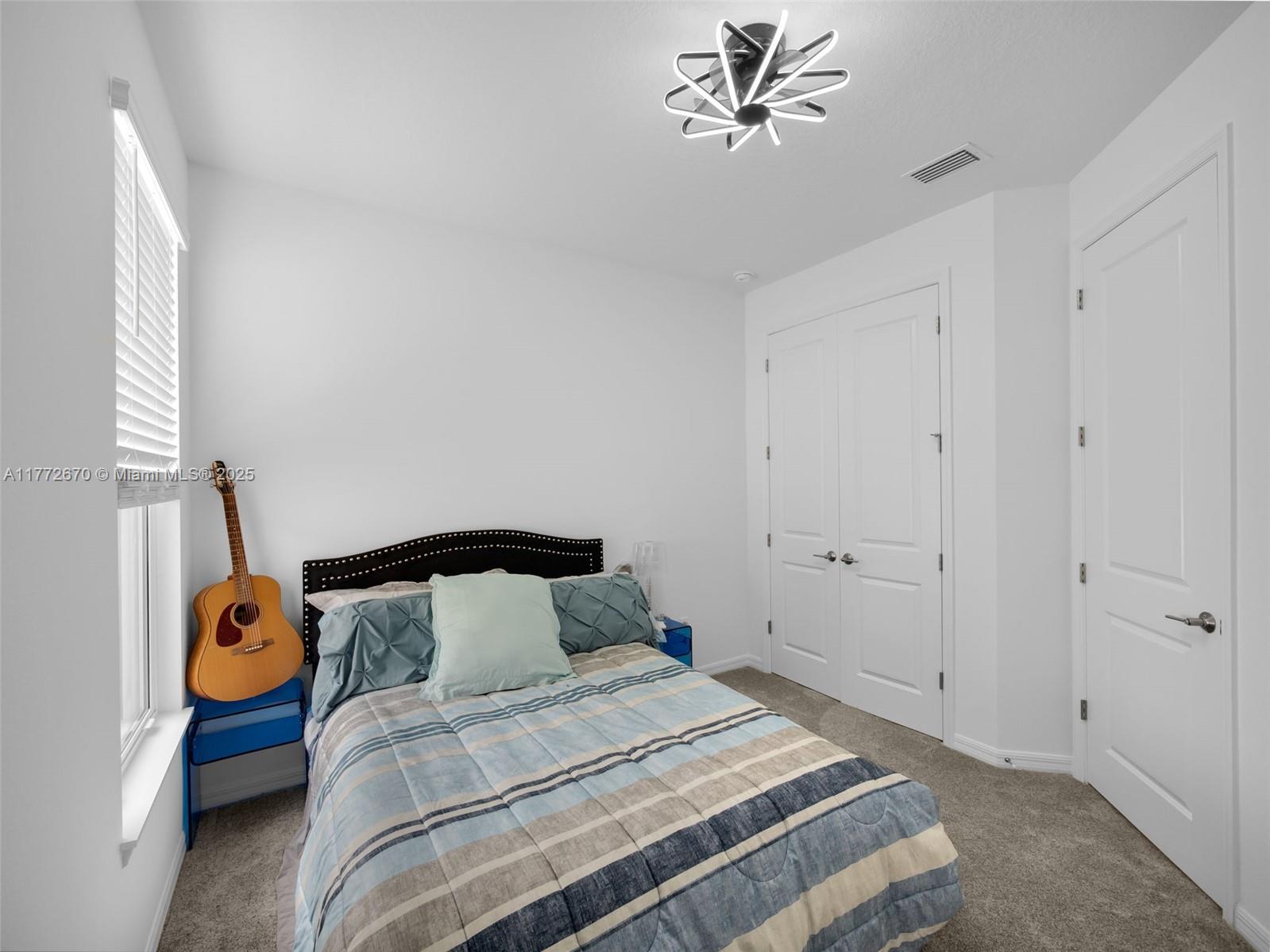 VERANDA OAKS - Residential