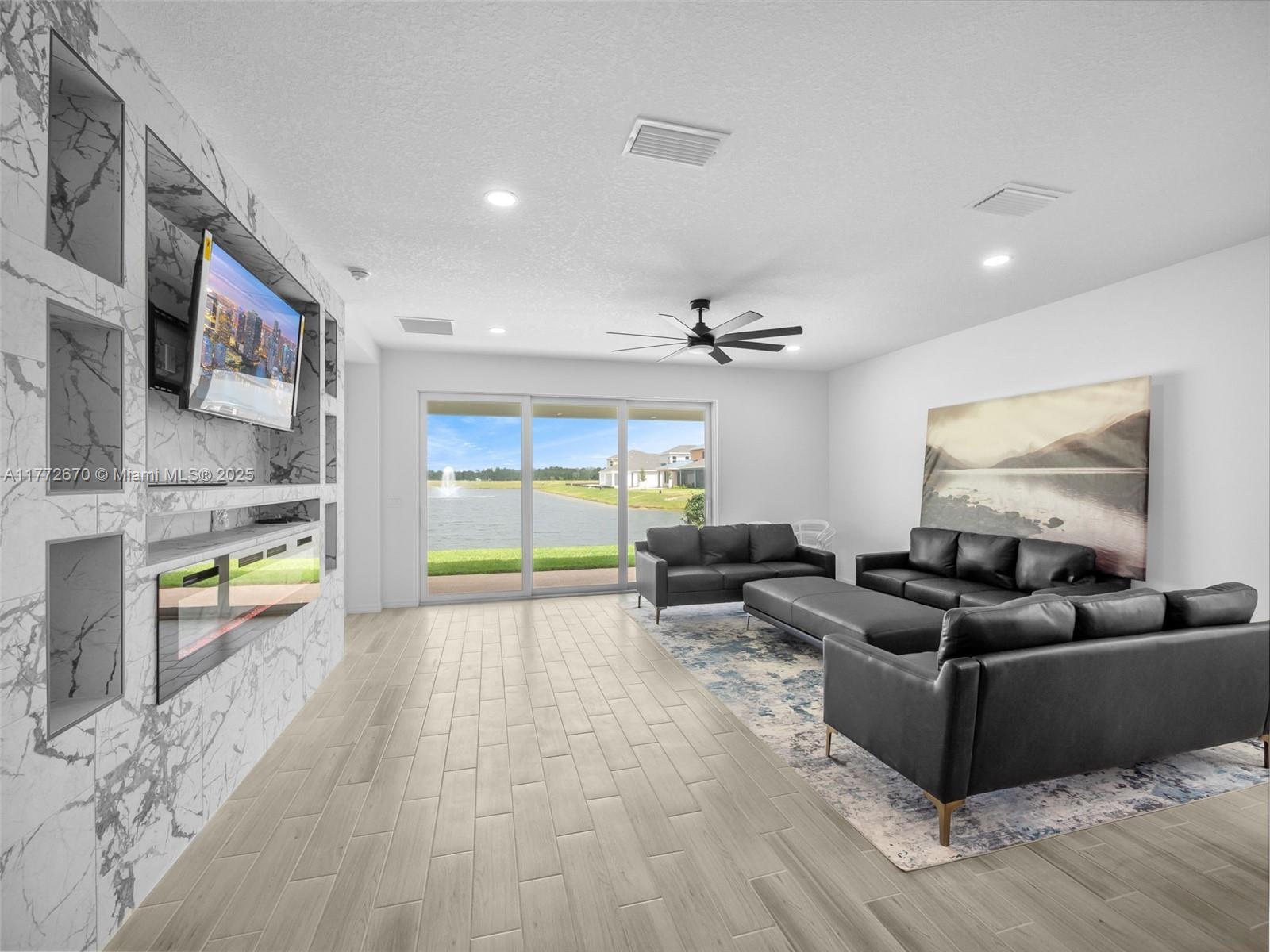 VERANDA OAKS - Residential