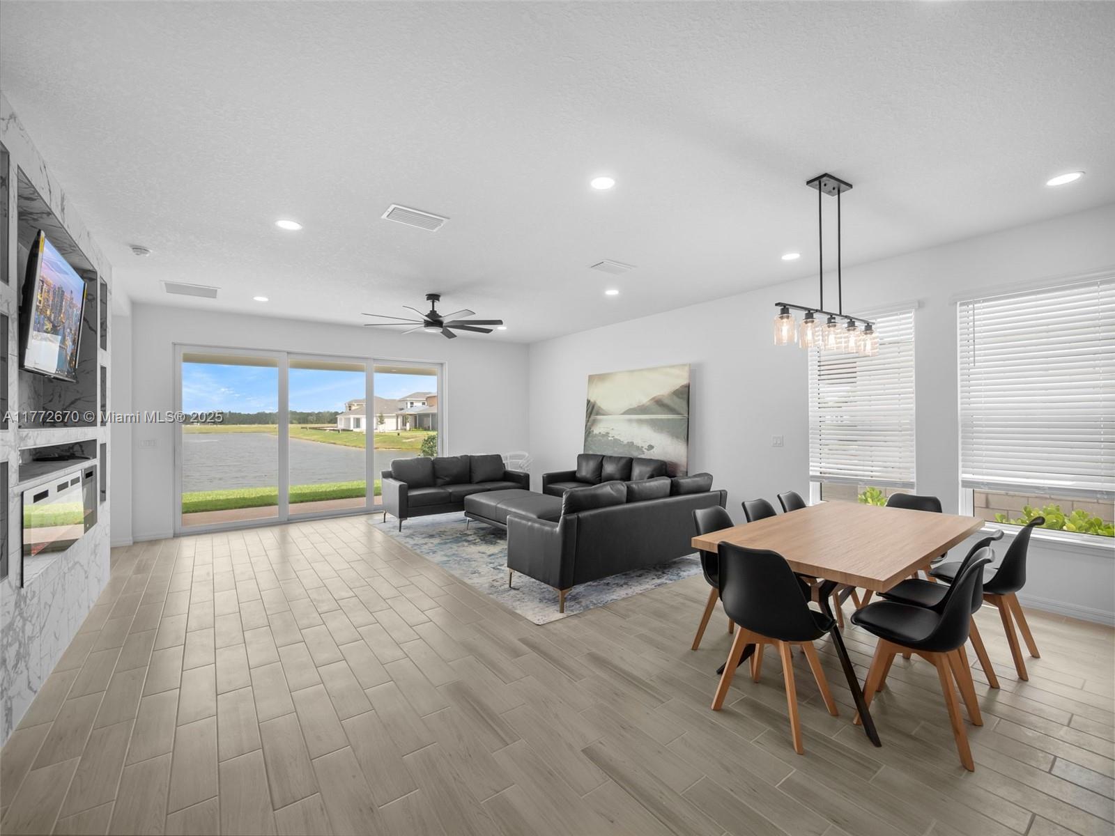 VERANDA OAKS - Residential