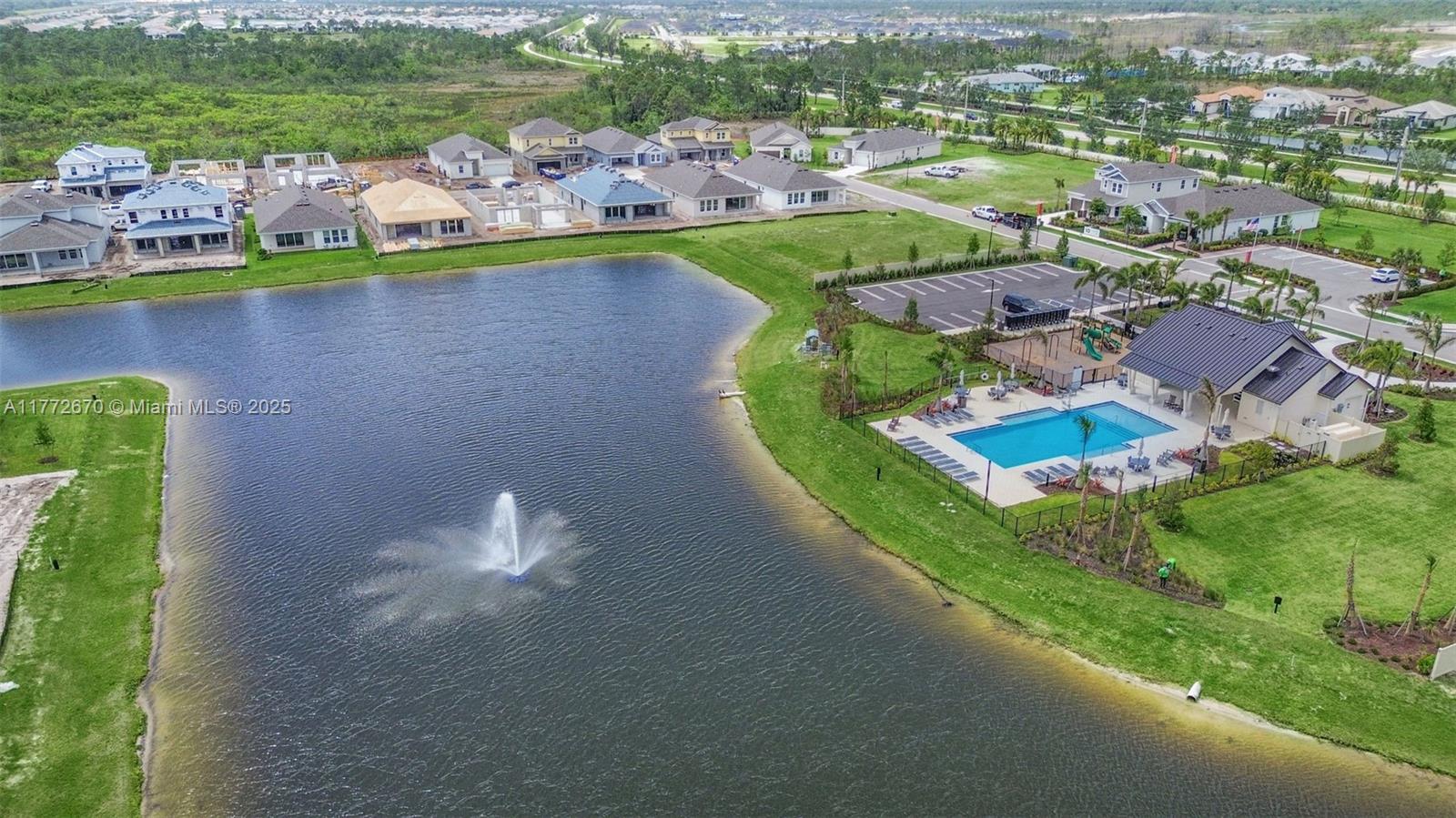 VERANDA OAKS - Residential