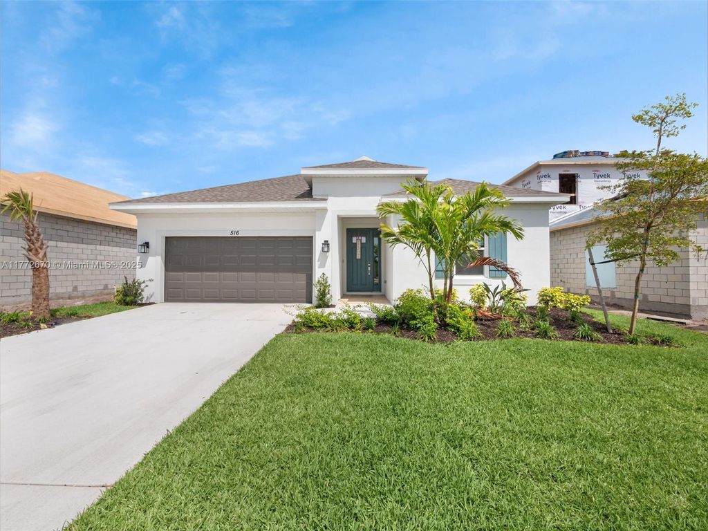 Photo of 516 SE Ranch Oak Cir, Port St Lucie, FL 34984 (MLS # A11772670)