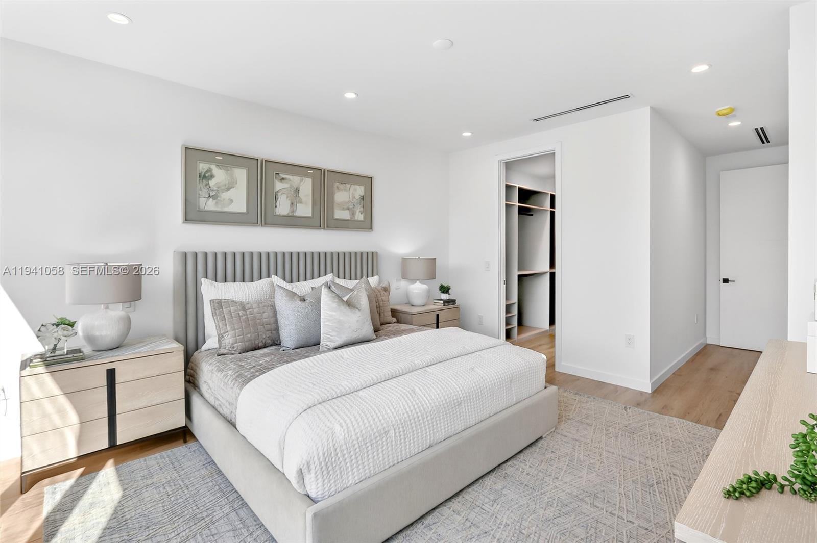 PALMHURST - Residential