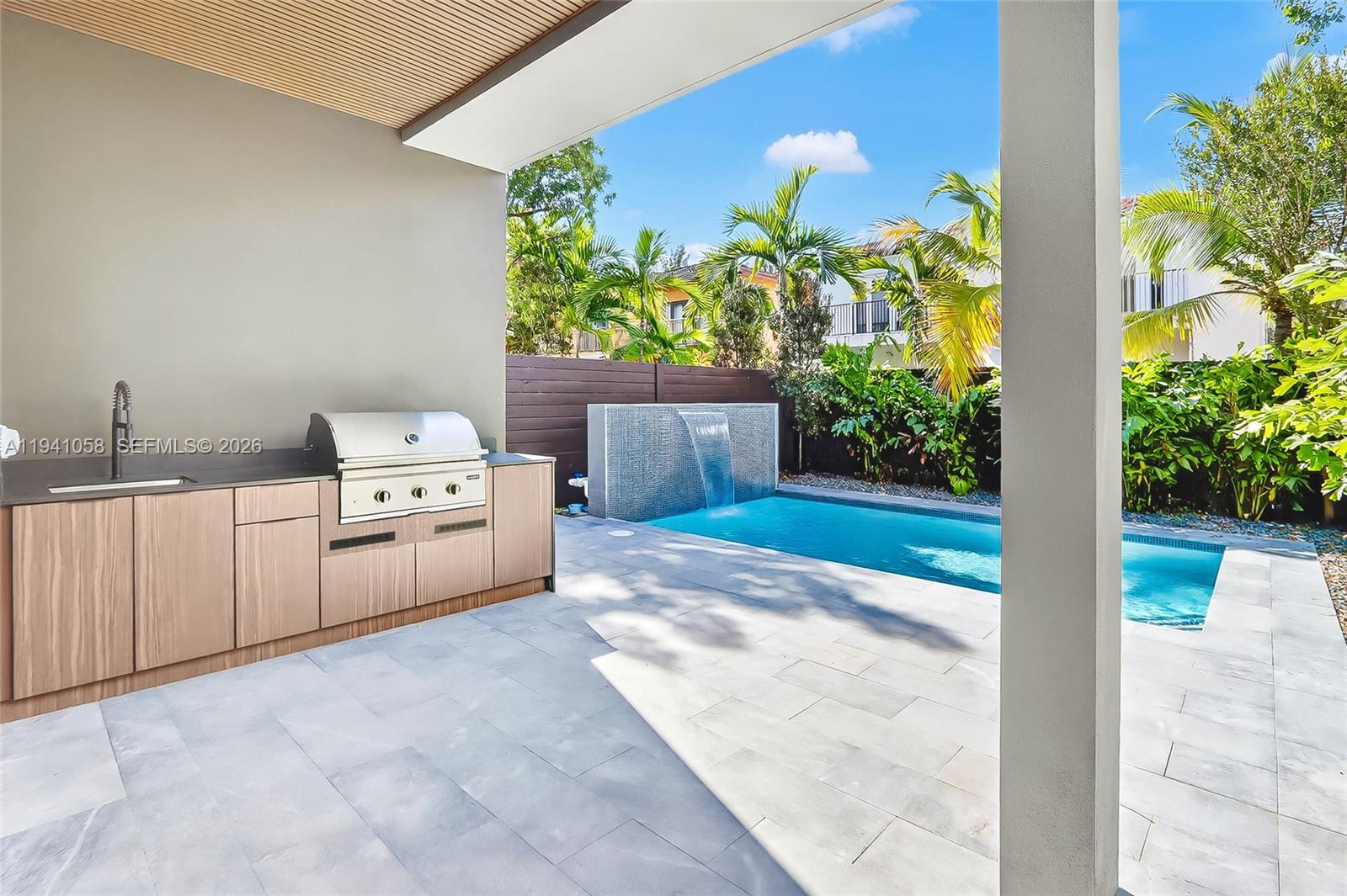 PALMHURST - Residential