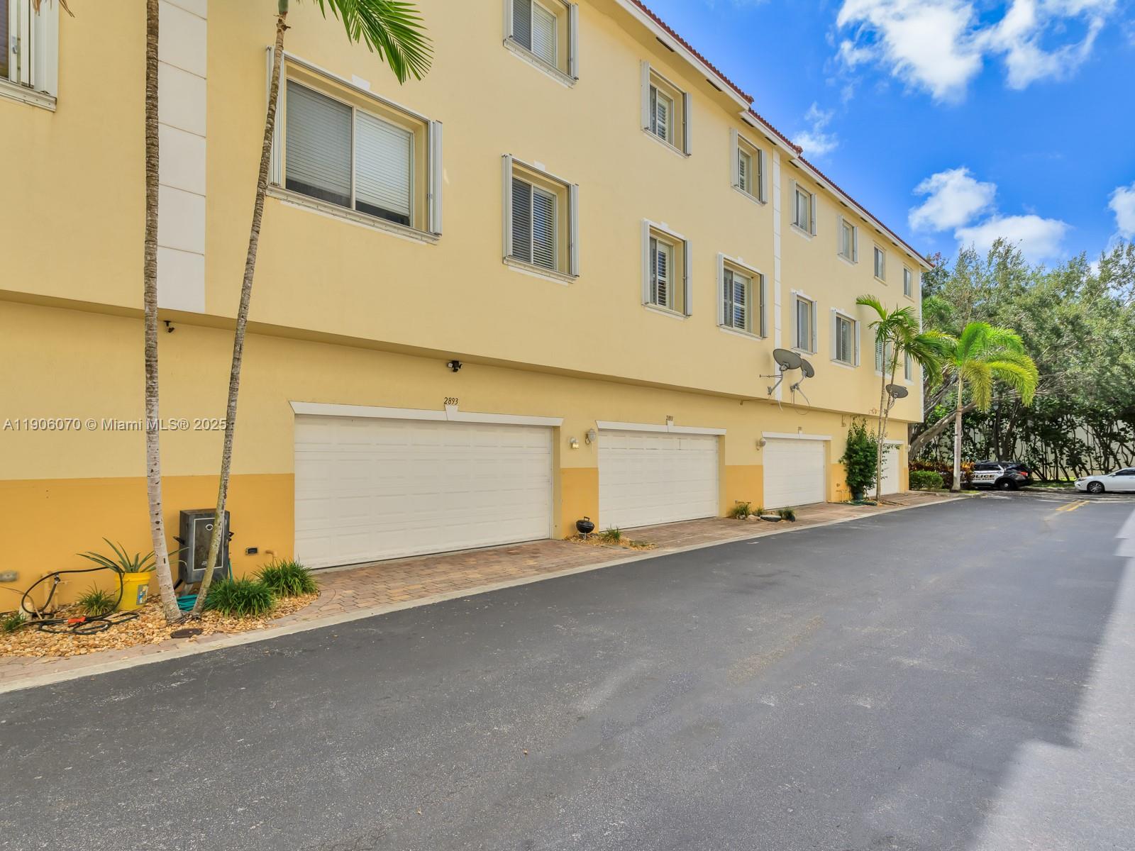 QUANTUM PARK TOWNHOMES - Residential