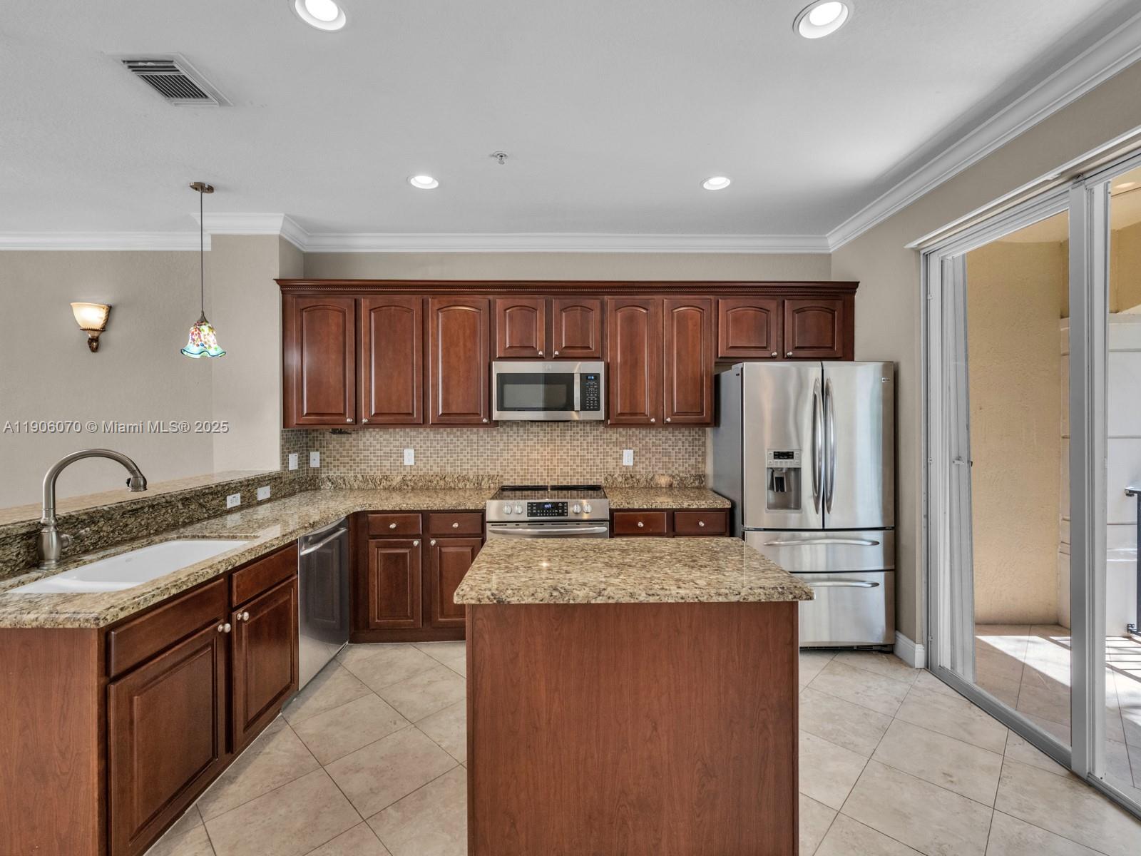 QUANTUM PARK TOWNHOMES - Residential