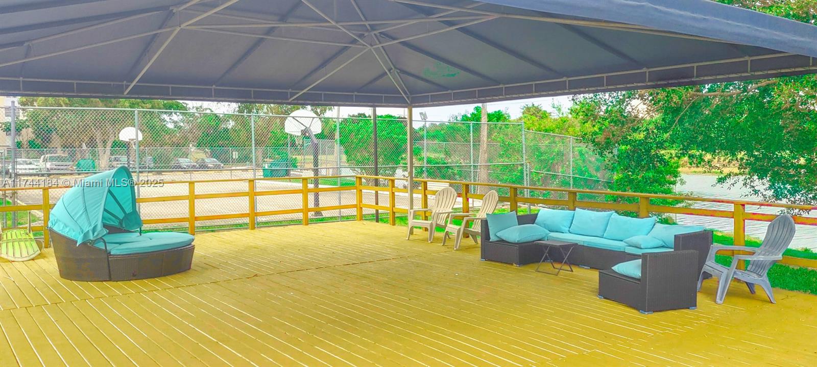 The Manors of Inverarry - Residential